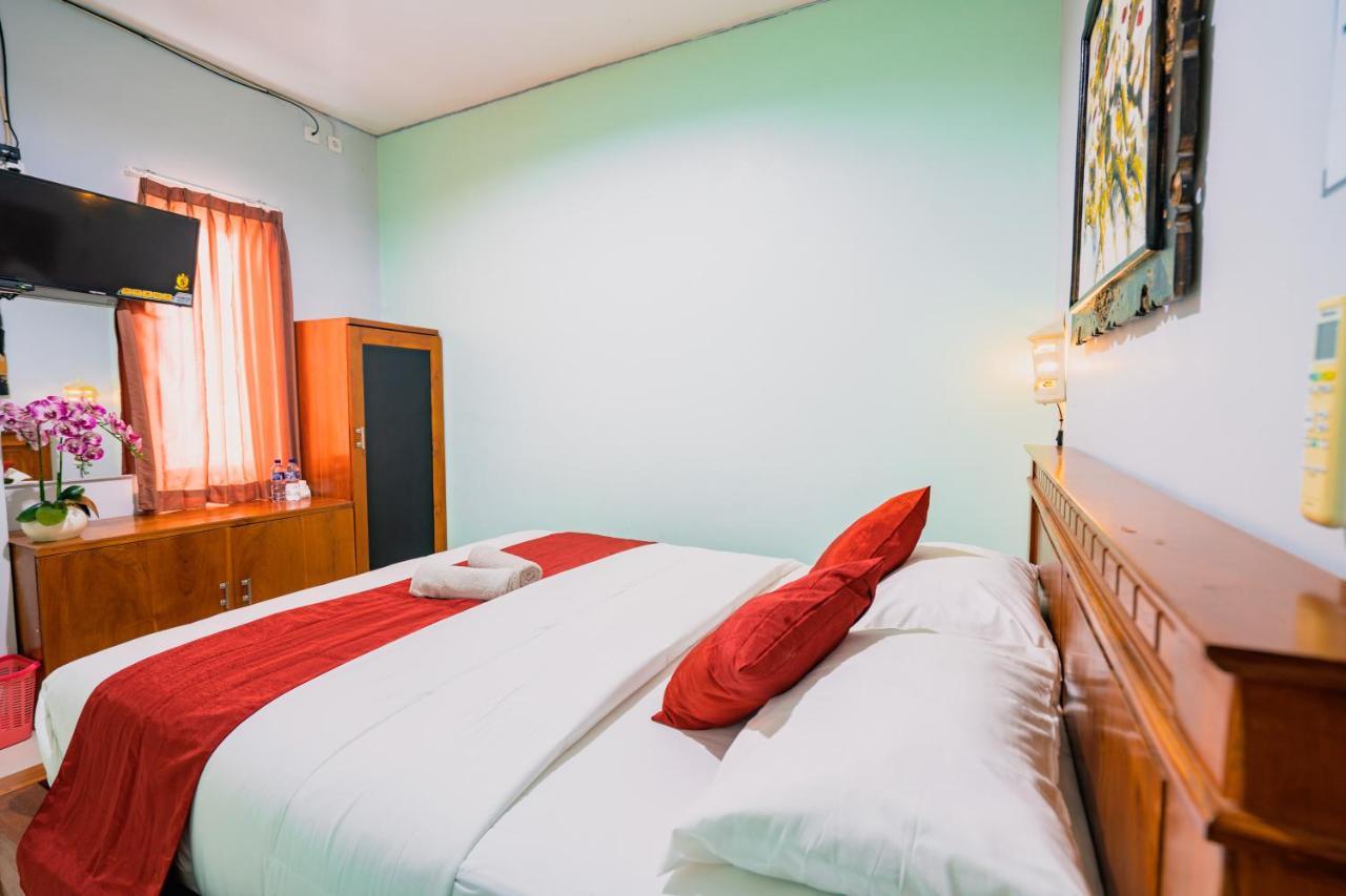 Guesthouse Cempaka Putih Σεμινιάκ Εξωτερικό φωτογραφία