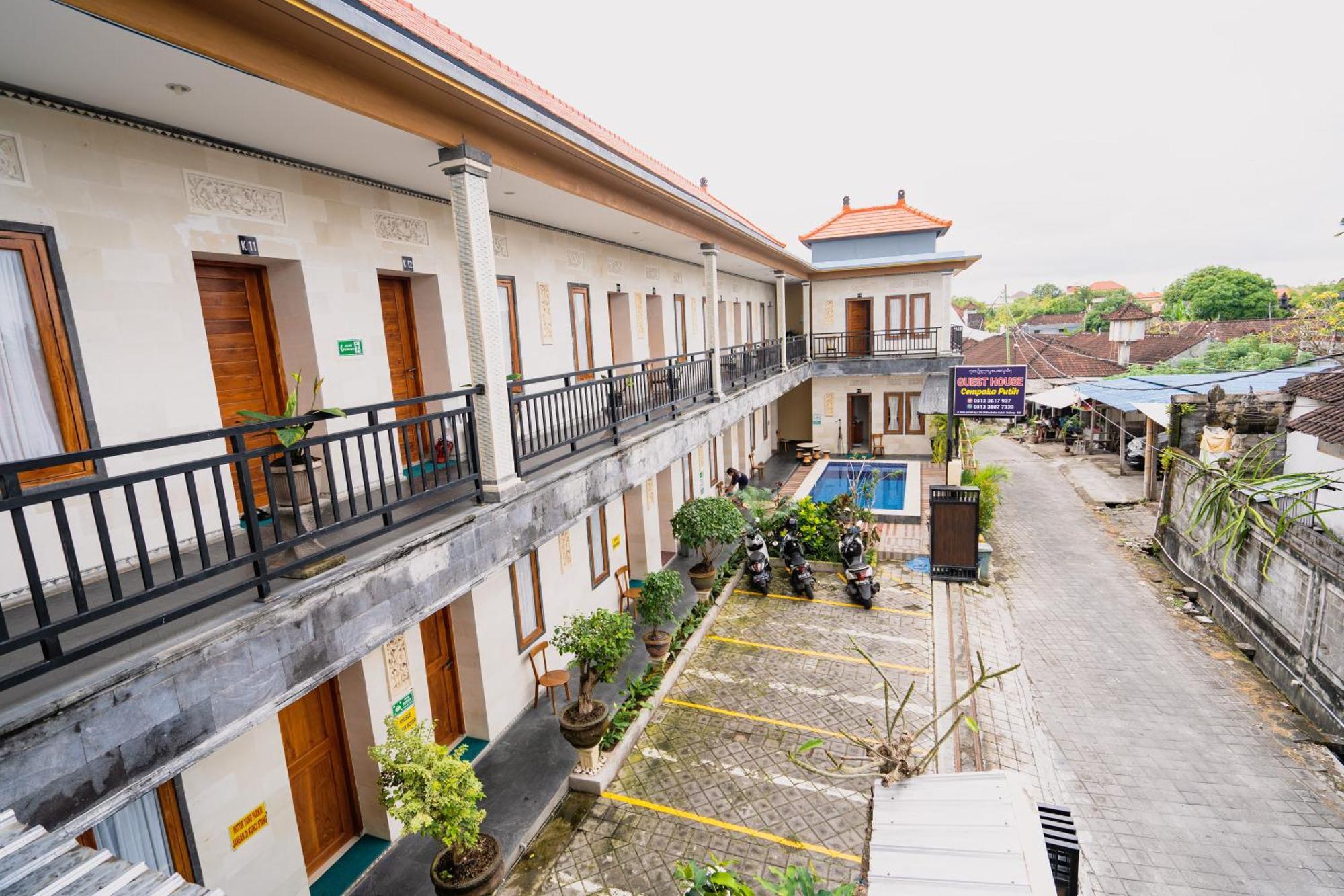Guesthouse Cempaka Putih Σεμινιάκ Εξωτερικό φωτογραφία